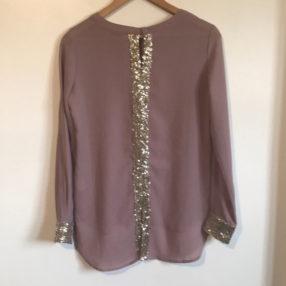 COVET mauve cold shoulder blouse with gold sequin accents size XS oversized - Picture 2 of 12